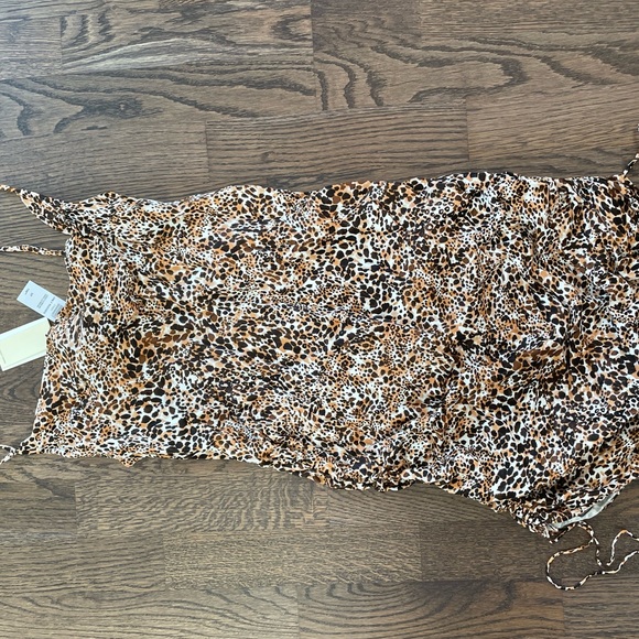 Aritzia Only Ruched Dress Small - Picture 7 of 7